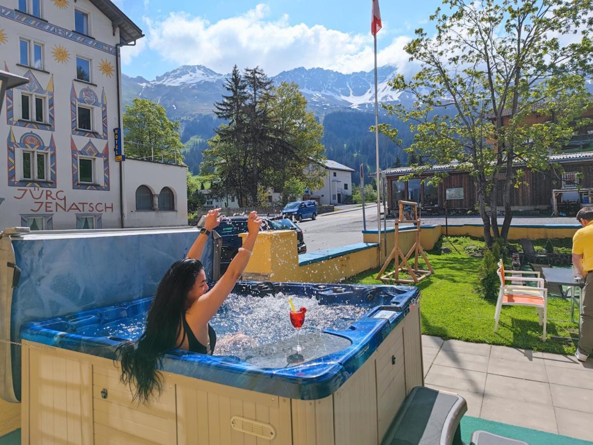 פרפן Grischalodge Das Hotel Mit Bergblick Seit 1929 - Schlicht, Preiswert Und Mit Einem Touch Nostalgie מראה חיצוני תמונה