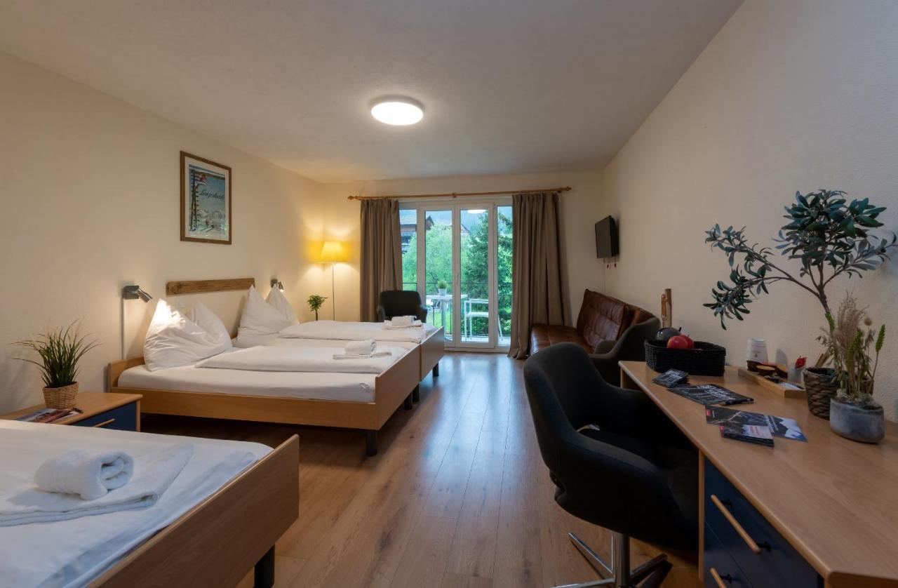פרפן Grischalodge Das Hotel Mit Bergblick Seit 1929 - Schlicht, Preiswert Und Mit Einem Touch Nostalgie מראה חיצוני תמונה