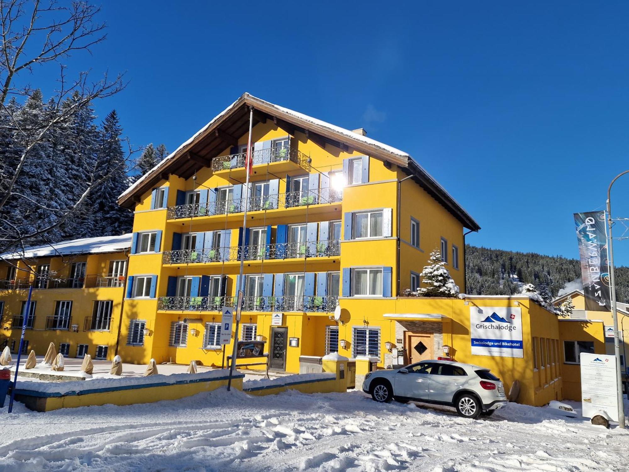 פרפן Grischalodge Das Hotel Mit Bergblick Seit 1929 - Schlicht, Preiswert Und Mit Einem Touch Nostalgie מראה חיצוני תמונה